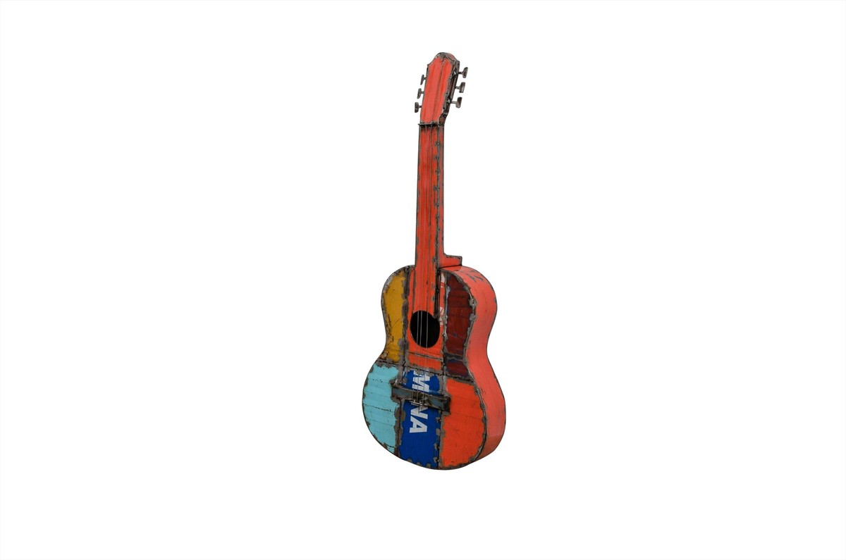 Casa Padrino Luxury Decorative Object 37 x 10 x H. 100 cm - Decorative Guitar made of Recycled Oil Barrel Metal - Luxury Deco Accessories Casa Padrino Luxury Decorative Object 37 x 10 x H. 100 cm - Decorative Guitar made of Recycled Oil Barrel Metal - Luxury Deco Accessories