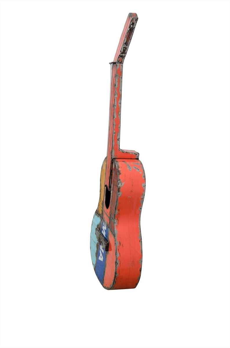 Casa Padrino Luxury Decorative Object 37 x 10 x H. 100 cm - Decorative Guitar made of Recycled Oil Barrel Metal - Luxury Deco Accessories Casa Padrino Luxury Decorative Object 37 x 10 x H. 100 cm - Decorative Guitar made of Recycled Oil Barrel Metal - Luxury Deco Accessories