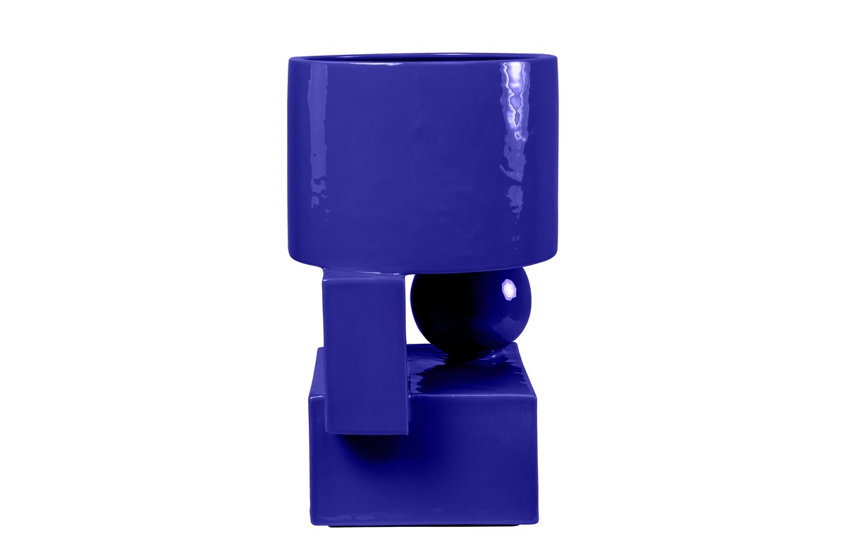 Casa Padrino Macetero de Lujo Azul 28 x 25 x H. 43,5 cm - Alto Macetero de Loza con Acabado Cobalt Blue - Accesorios de Decoración de Lujo Casa Padrino Macetero de Lujo Azul 28 x 25 x H. 43,5 cm - Alto Macetero de Loza con Acabado Cobalt Blue - Accesorios de Decoración de Lujo
