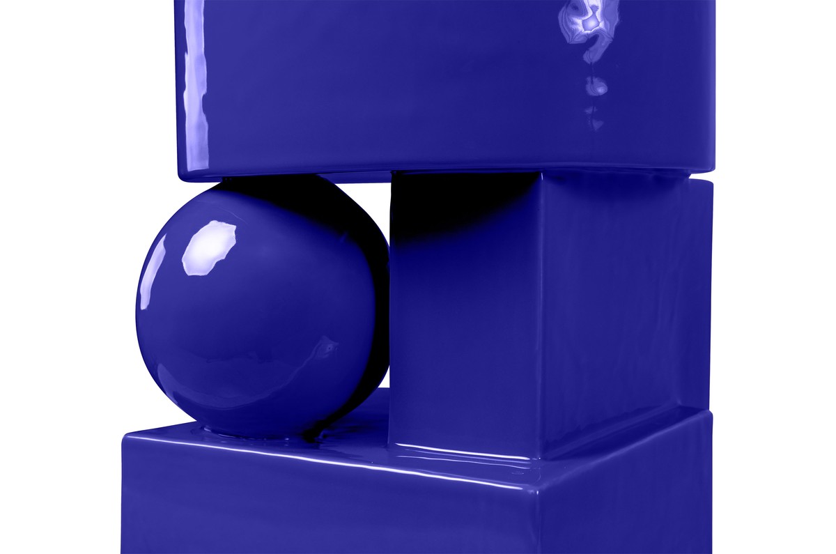 Casa Padrino Macetero de Lujo Azul 28 x 25 x H. 43,5 cm - Alto Macetero de Loza con Acabado Cobalt Blue - Accesorios de Decoración de Lujo Casa Padrino Macetero de Lujo Azul 28 x 25 x H. 43,5 cm - Alto Macetero de Loza con Acabado Cobalt Blue - Accesorios de Decoración de Lujo