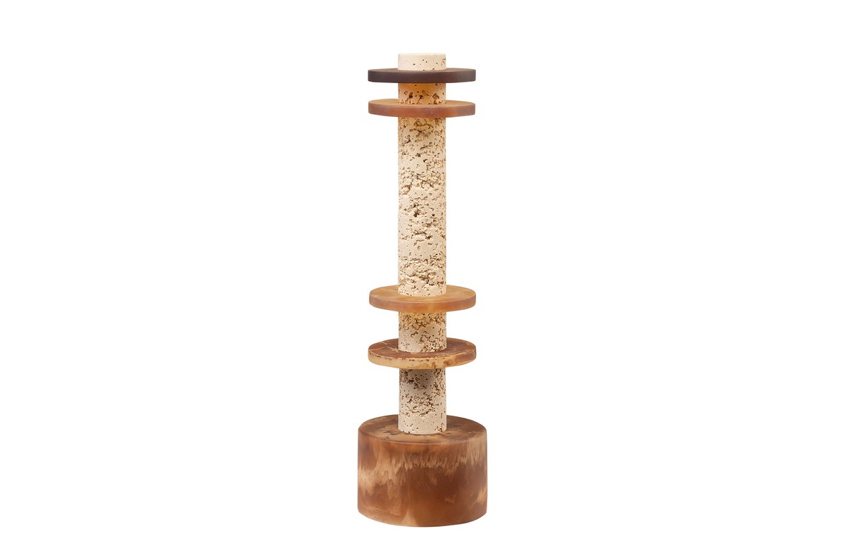 Casa Padrino Objeto Decorativo de Lujo Blanco Crema / Marrón Ø 12,1 x H. 42,5 cm - Escultura Strata de Resina y Arena - Accesorios Decorativos de Lujo Casa Padrino Objeto Decorativo de Lujo Blanco Crema / Marrón Ø 12,1 x H. 42,5 cm - Escultura Strata de Resina y Arena - Accesorios Decorativos de Lujo