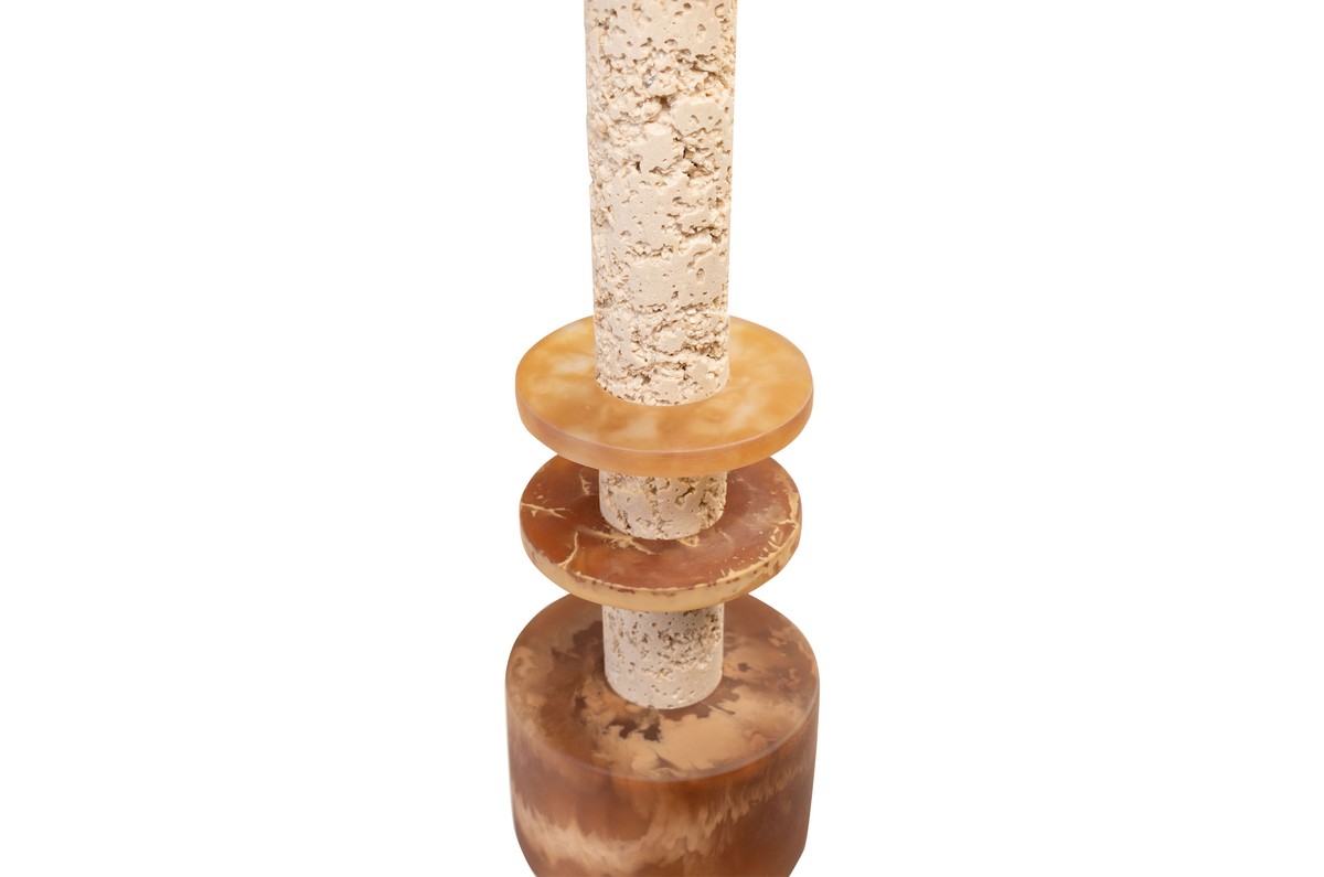 Casa Padrino Objeto Decorativo de Lujo Blanco Crema / Marrón Ø 12,1 x H. 42,5 cm - Escultura Strata de Resina y Arena - Accesorios Decorativos de Lujo Casa Padrino Objeto Decorativo de Lujo Blanco Crema / Marrón Ø 12,1 x H. 42,5 cm - Escultura Strata de Resina y Arena - Accesorios Decorativos de Lujo