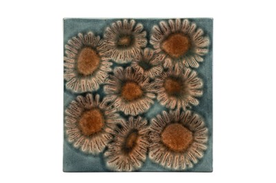 Casa Padrino Luxury Tray Blue 31.5 x 32.5 x H. 3 cm - Decorative Tray and Wall Relief in Anemone Shape made of Fine Porcelain - Luxury Deco Accessories