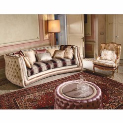 Prunkvolles Luxus Barock Wohnzimmer Hotel Sofa Creme Gold Bordeauxrot