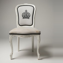 Casa Padrino Chaise Baroque Blanc / Noir - Chaise à Broderie Couronne Casa Padrino Chaise Baroque Blanc / Noir - Chaise à Broderie Couronne