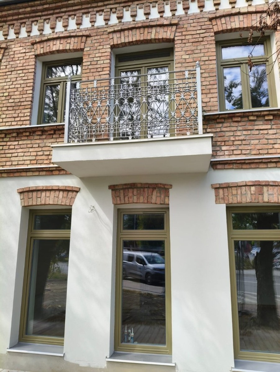 Casa Padrino balaustrada de hierro fundido negra 58,5 x Al. 110 cm - Suntuoso panel de barandilla de estilo gótico con ornamento de arco apuntado - Barandilla de balcón y escalera Casa Padrino balaustrada de hierro fundido negra 58,5 x Al. 110 cm - Suntuoso panel de barandilla de estilo gótico con ornamento de arco apuntado - Barandilla de balcón y escalera
