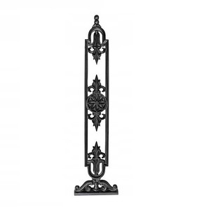 Casa Padrino Gusseisen Geländerstab Schwarz 25 x H. 103 cm - Prunkvoller Treppen Zierstab mit Ornament - Balkon & Treppen Geländer