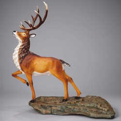 Lebensgroße XXL Garten Deko Skulptur Figur Hirsch auf Felsen