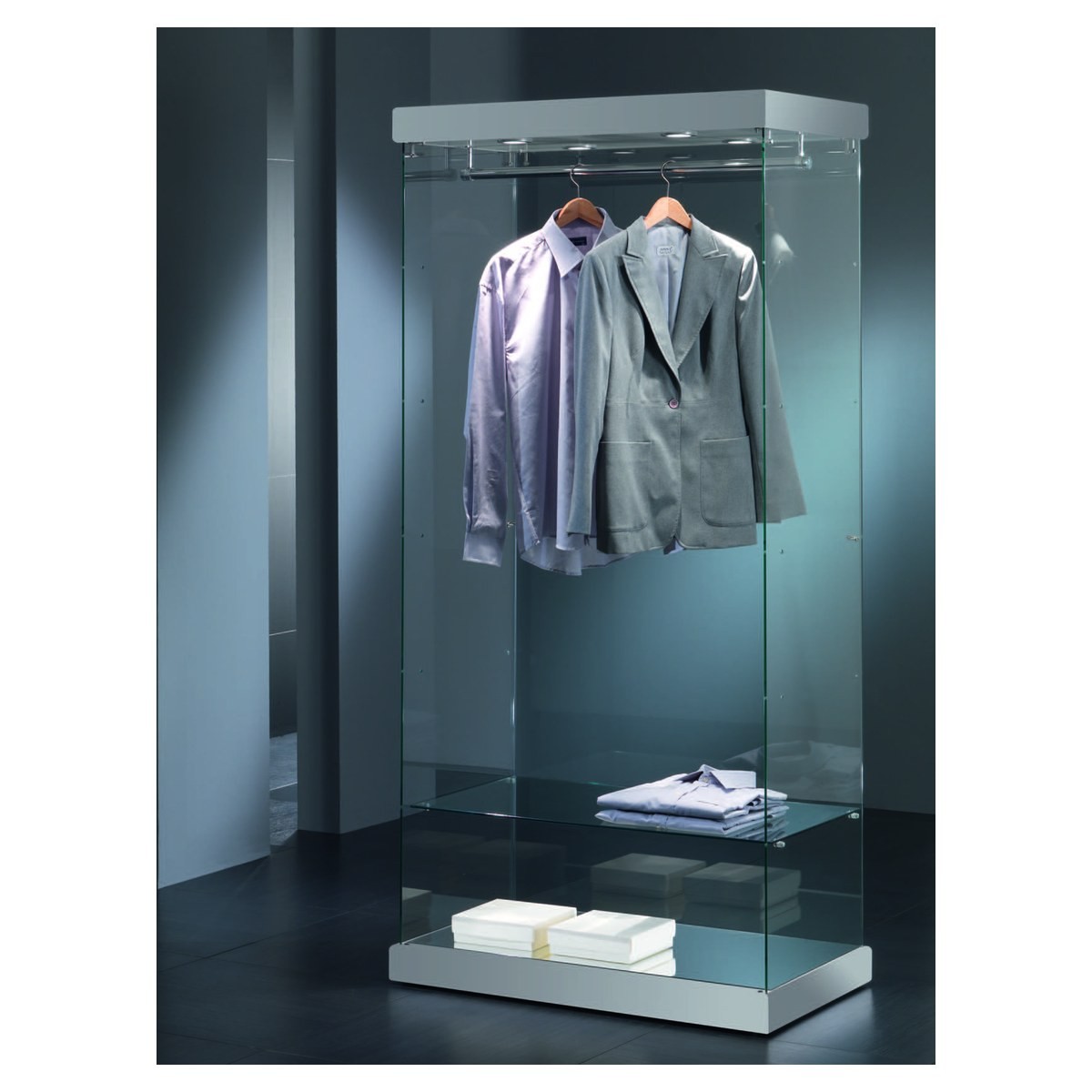 Casa Padrino Luxus Ladenvitrine 93 x 53 cm H. 200 cm mit 4 LED-Spots mit Kleiderstange ohne Türen - Ladeneinrichtung - Boutique Möbel - Made in Italy