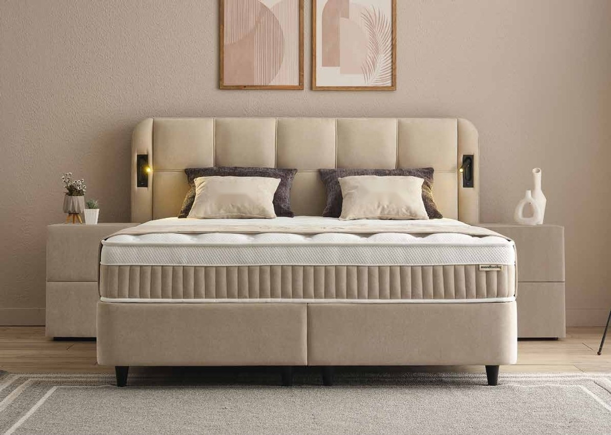 Casa Padrino Luxus Boxspringbett mit gestepptem Kopfteil und Leseleuchten Beige 160 x 200 cm - Luxus Schlafzimmer Möbel
