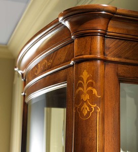 Casa Padrino Luxus Vitrinenschrank Braun 95 x 50 x H. 205 cm - Handgefertigtes Massivholz Möbel - Luxus Qualität