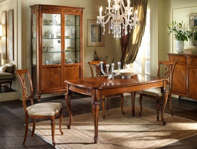 Casa Padrino Luxus Vitrinenschrank Braun 138 x 50 x H. 215 cm - Handgefertigtes Massivholz Möbel mit 2 Türen - Luxus Qualität