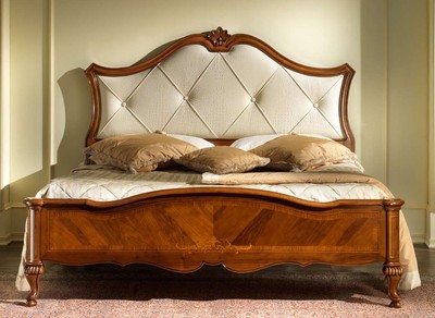 Casa Padrino Luxus Bett Braun 182 x 212 x H. 144 cm - Handgefertigtes Massivholz Möbel mit hochwertiger Polsterung - Luxus Qualität