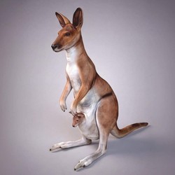 Casa Padrino escultura decorativa canguro marrón / blanco Al. 155 cm - Gran figura de jardín
