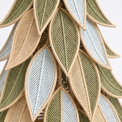 XXL Rattan Weihnachtsbaum aus Blaettern gruen sand eisblau 2,5 m XXL Rattan Weihnachtsbaum aus Blaettern gruen sand eisblau 2,5 m