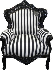Casa Padrino Sillón barroco King estilo antiguo, rayas blanco/negro con madera negra, 85 x 85 x 120 cm Casa Padrino Sillón barroco King estilo antiguo, rayas blanco/negro con madera negra, 85 x 85 x 120 cm