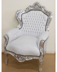Casa Padrino Baroque Sofa Set White Faux Leather / Silver - 1 Sofa 190 cm + 2 Armchairs 120 cm Casa Padrino Baroque Sofa Set White Faux Leather / Silver - 1 Sofa 190 cm + 2 Armchairs 120 cm