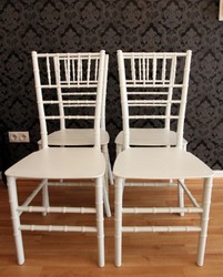 Casa Padrino Set of 4 Designer Acrylic Chairs White Ghost Chair - Polycarbonate Chairs - 92.5 x 40 x 46 cm Casa Padrino Set of 4 Designer Acrylic Chairs White Ghost Chair - Polycarbonate Chairs - 92.5 x 40 x 46 cm