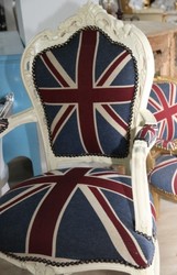 Union Jack Armlehn Stuhl Esszimmer Stuhl mit Aarmlehnen England Englische Flagge Armlehner Dining Chair with Armrests Cream White Creme Weiß Union Jack Armlehn Stuhl Esszimmer Stuhl mit Aarmlehnen England Englische Flagge Armlehner Dining Chair with Armrests Cream White Creme Weiß