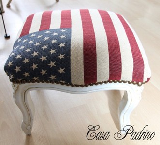 Escabel Casa Padrino barroco EE.UU. Diseño / Crema - Bandera de Estados Unidos heces Escabel Casa Padrino barroco EE.UU. Diseño / Crema - Bandera de Estados Unidos heces