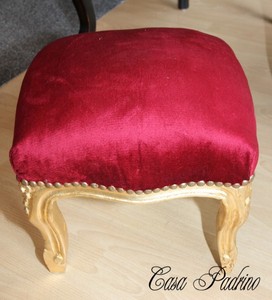 Casa Padrino Barock Fußhocker Bordeaux Gold Baroque Foot Stool Golden Furniture Interior Casa Padrino Barock Fußhocker Bordeaux Gold Baroque Foot Stool Golden Furniture Interior