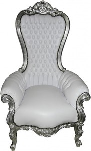 Casa Padrino Baroque Throne Chair Majestic Medium White Faux Leather and Silver, Handcrafted Giant Chair, Height 141 cm Casa Padrino Baroque Throne Chair Majestic Medium White Faux Leather and Silver, Handcrafted Giant Chair, Height 141 cm