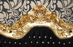 Casa Padrino Divano barocco 2 posti Master Nero / Oro con pietre glitter Bling Bling, 150 x 60 x 135 cm Casa Padrino Divano barocco 2 posti Master Nero / Oro con pietre glitter Bling Bling, 150 x 60 x 135 cm