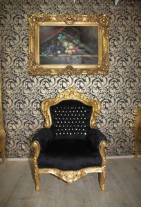 Casa Padrino Baroque Armchair King in Antique Style Black and Gold with Sparkling Rhinestones 120 x 85 x 85 cm Casa Padrino Baroque Armchair King in Antique Style Black and Gold with Sparkling Rhinestones 120 x 85 x 85 cm