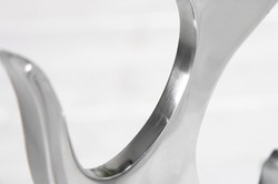 Casa Padrino Botellero de diseño Llamas en aluminio pulido - Plata, Altura 93 cm, Ancho 27 cm, Profundidad 14 cm Casa Padrino Botellero de diseño Llamas en aluminio pulido - Plata, Altura 93 cm, Ancho 27 cm, Profundidad 14 cm