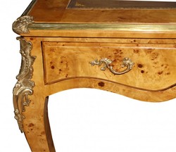 Casa Padrino Escritorio Barroco de Lujo en Arce Ojo de Pájaro Estilo Antiguo, 160 x 80 x 82 cm Casa Padrino Escritorio Barroco de Lujo en Arce Ojo de Pájaro Estilo Antiguo, 160 x 80 x 82 cm