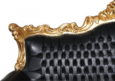 Casa Padrino Barock 3er Sofa Master Schwarz / Gold in Lederoptik, Breite 210 cm, Luxus Wohnzimmer Couch