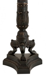 Casa Padrino Massiver Luxus Kerzenständer im Antikstil aus Bronze - 79 x 30 cm - Dekorativer Kerzenhalter Casa Padrino Massiver Luxus Kerzenständer im Antikstil aus Bronze - 79 x 30 cm - Dekorativer Kerzenhalter