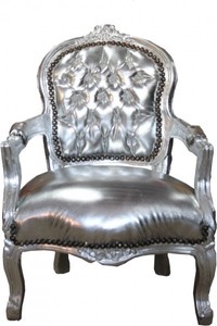 Casa Padrino Silla Barroca para Niños Estilo Antiguo - Piel Sintética Plata - 51 x 34 x 71 cm Casa Padrino Silla Barroca para Niños Estilo Antiguo - Piel Sintética Plata - 51 x 34 x 71 cm
