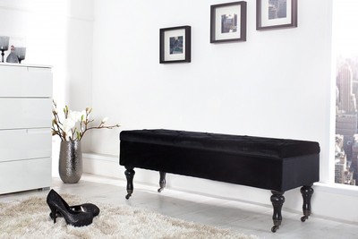 Casa Padrino Panca Barocca con Cassapanca in Nero, Velluto, Gambe in Legno con Rotelle, 110 x 40 x 40 cm Casa Padrino Panca Barocca con Cassapanca in Nero, Velluto, Gambe in Legno con Rotelle, 110 x 40 x 40 cm