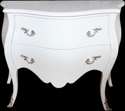 Casa Padrino Barock Kommode Weiß Silber Baroque Chest of Drawers White Silber Furniture Interior Möbel Einrichtung Casa Padrino Barock Kommode Weiß Silber Baroque Chest of Drawers White Silber Furniture Interior Möbel Einrichtung