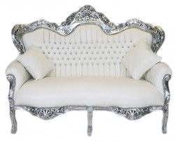 Casa Padrino Barock 2er Sofa Master in Weiß Lederoptik und Silber, Breite 160 cm, handgefertigte Luxus Couch Casa Padrino Barock 2er Sofa Master in Weiß Lederoptik und Silber, Breite 160 cm, handgefertigte Luxus Couch