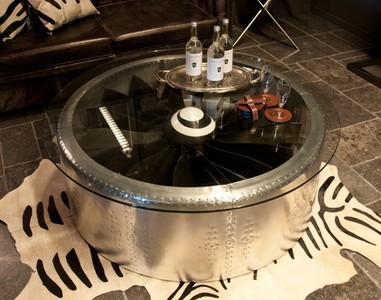 Casa Padrino Luxury Vintage Art Deco Coffee Table Airplane made of Aluminum and Glass, 128 cm Diameter Casa Padrino Luxury Vintage Art Deco Coffee Table Airplane made of Aluminum and Glass, 128 cm Diameter