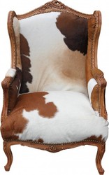 Casa Padrino Fauteuil Trône Baroque Lounge Peau de Vache Mod2 - Fauteuil à Oreilles Bois Massif - Naturel/Blanc - 120 x 83 x 64 cm Casa Padrino Fauteuil Trône Baroque Lounge Peau de Vache Mod2 - Fauteuil à Oreilles Bois Massif - Naturel/Blanc - 120 x 83 x 64 cm