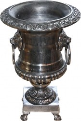 Casa Padrino Antique Style Vase Lion made of nickel-plated aluminum - Plant Pot - Hotel Decoration - Baroque Flower Vessel - 67 x 47 cm Casa Padrino Antique Style Vase Lion made of nickel-plated aluminum - Plant Pot - Hotel Decoration - Baroque Flower Vessel - 67 x 47 cm