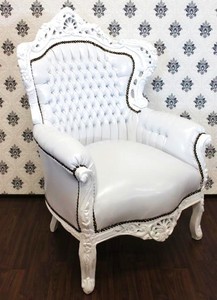 Casa Padrino Baroque Armchair King White / White Leather Look with Rhinestones - 85 x 85 x 120 cm