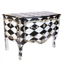 Casa Padrino Baroque Chest of Drawers Black / White Checkered / Silver 130 cm - Handcrafted from Solid Wood Casa Padrino Baroque Chest of Drawers Black / White Checkered / Silver 130 cm - Handcrafted from Solid Wood