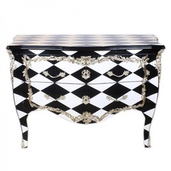 Casa Padrino Baroque Chest of Drawers Black / White Checkered / Silver 130 cm - Handcrafted from Solid Wood Casa Padrino Baroque Chest of Drawers Black / White Checkered / Silver 130 cm - Handcrafted from Solid Wood
