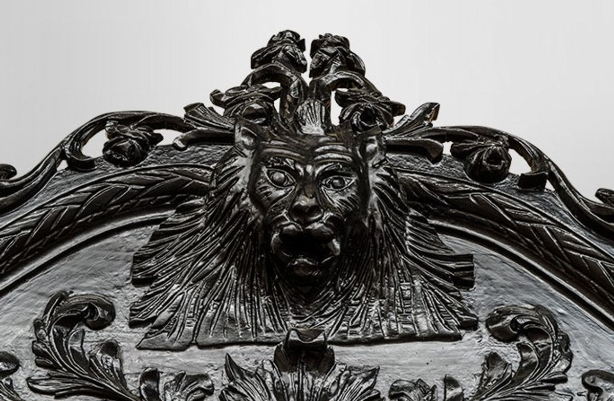 Gigantic Casa Padrino Baroque mirror Lion Black H 270 cm W 165 cm - Noble & Sumptuously Gigantic Casa Padrino Baroque mirror Lion Black H 270 cm W 165 cm - Noble & Sumptuously