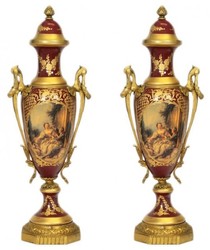 Casa Padrino Baroque Porcelain Chalice Set Bordeaux Red / Gold W20 H58 cm (2 Pieces) - Grand Decor - Hotel Decoration