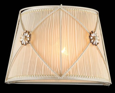 Casa Padrino Aplique de Pared Barroco Blanco Oro - 28 x H 19 cm - Lámpara de Pared Estilo Antiguo para Interiores de Lujo Casa Padrino Aplique de Pared Barroco Blanco Oro - 28 x H 19 cm - Lámpara de Pared Estilo Antiguo para Interiores de Lujo