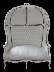 Casa Padrino Baroque 2-Seater Balloon Sofa White Faux Leather / White 132 x 180 x 84 cm - Luxury Lounge Furniture Casa Padrino Baroque 2-Seater Balloon Sofa White Faux Leather / White 132 x 180 x 84 cm - Luxury Lounge Furniture