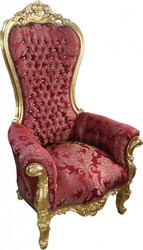 Casa Padrino Fauteuil Trône Baroque Majestic Medium Motif Bordeaux / Or avec Strass Bling Bling - 141 x 86 x 70 cm Casa Padrino Fauteuil Trône Baroque Majestic Medium Motif Bordeaux / Or avec Strass Bling Bling - 141 x 86 x 70 cm