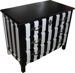 Casa Padrino Baroque Chest of Drawers in Antique Style - Black / White Striped, 94 x 52 x 76 cm
