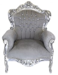 Casa Padrino Sillón Barroco King Estilo Antiguo, Terciopelo Gris y Plata con Estrás Bling Bling, 120 x 85 x 85 cm Casa Padrino Sillón Barroco King Estilo Antiguo, Terciopelo Gris y Plata con Estrás Bling Bling, 120 x 85 x 85 cm