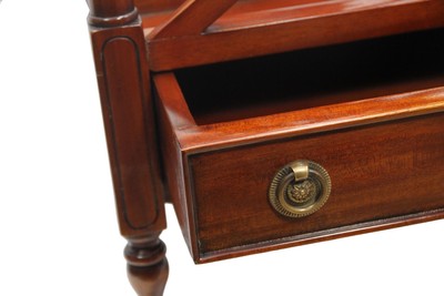 Casa Padrino Luxus Zeitungs- & Magazin-Trolley aus massivem Mahagoni Holz in Braun, 48 x 38 x H 62 cm